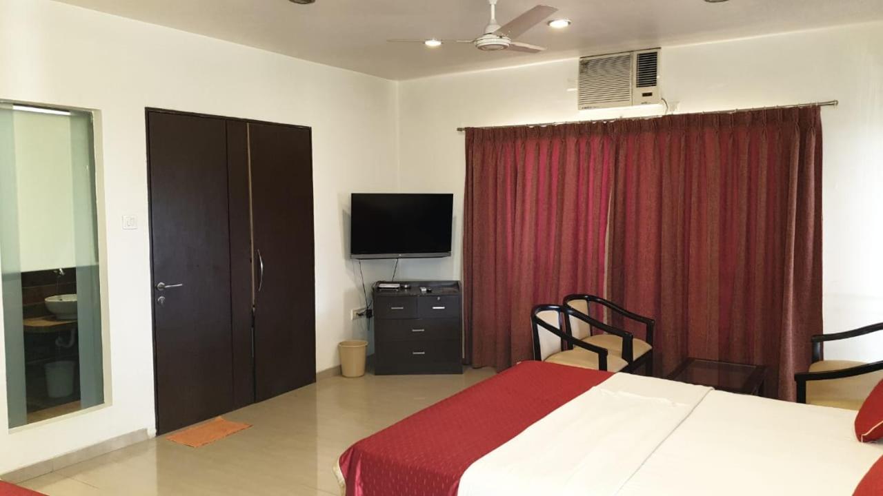 Resort Silver Hills Lonavla Zewnętrze zdjęcie