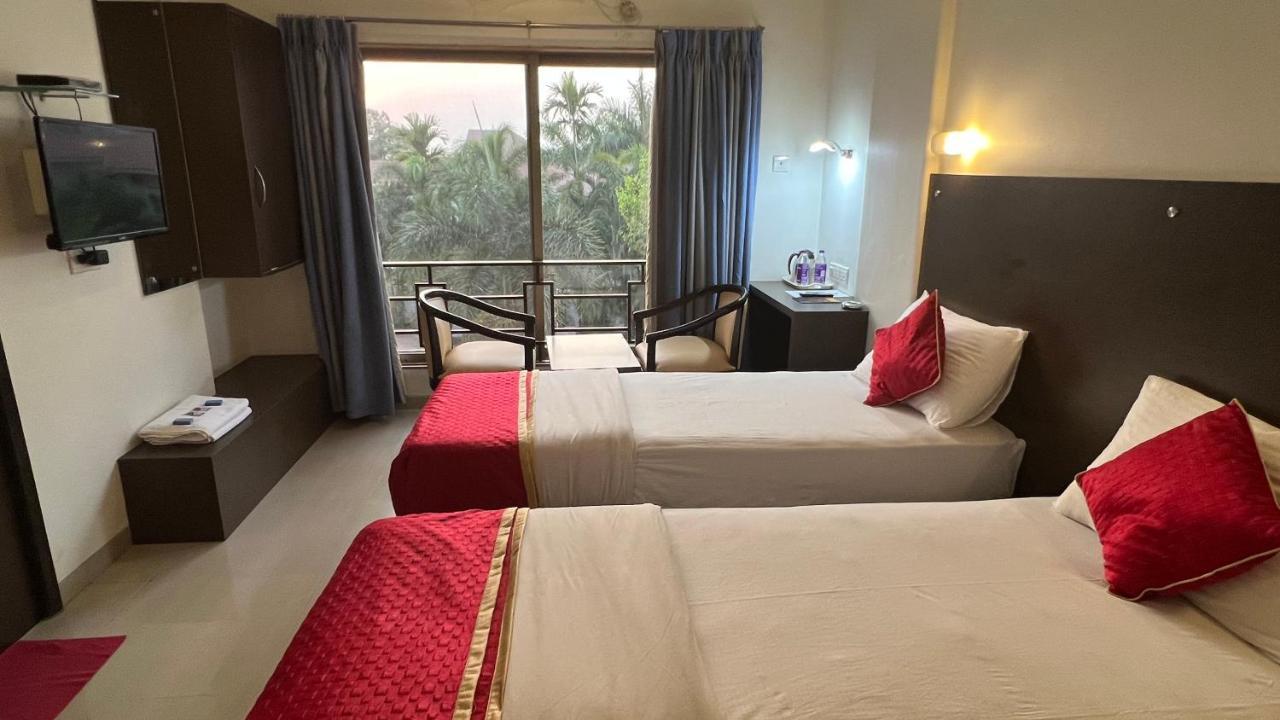 Resort Silver Hills Lonavla Zewnętrze zdjęcie
