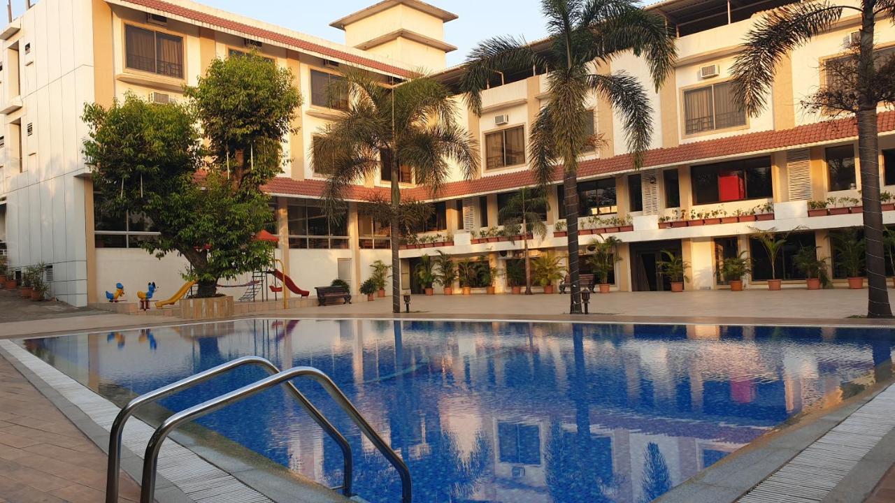 Resort Silver Hills Lonavla Zewnętrze zdjęcie