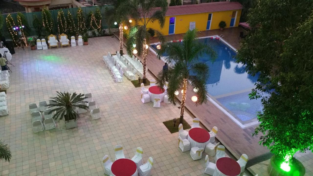 Resort Silver Hills Lonavla Zewnętrze zdjęcie
